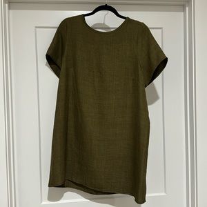 Green shift dress